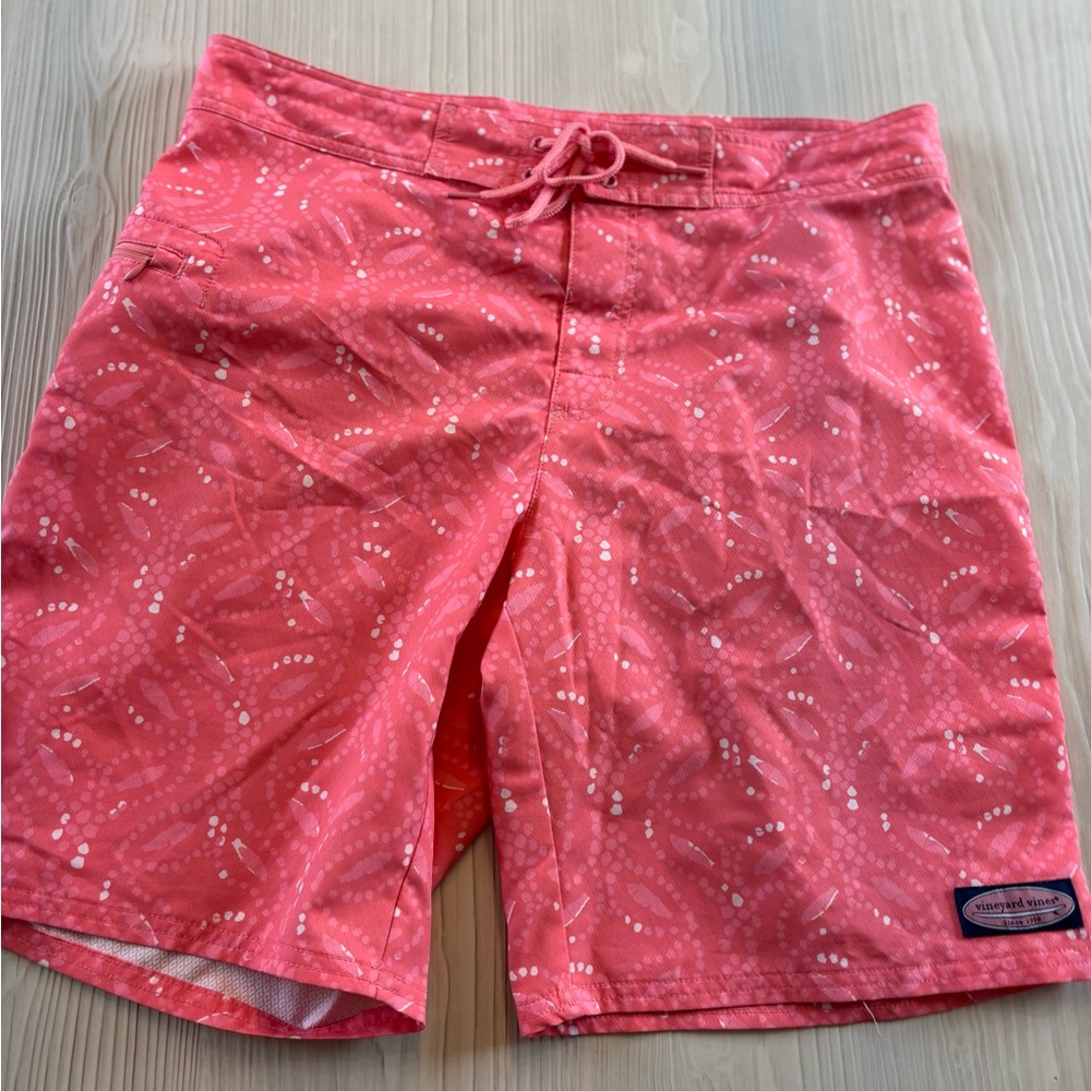 Vineyard Vines swim trunks, size 34